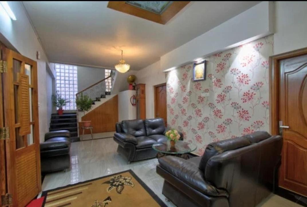 Savi'S Home Stay Ooty Dış mekan fotoğraf